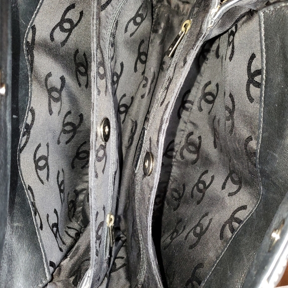*Sold* Chanel Wild Stitch Handbag - Picture 7 of 8